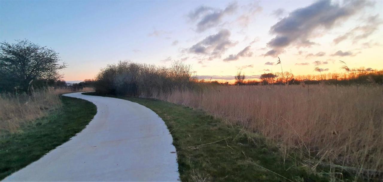 Inntermezzo Almere Extérieur photo