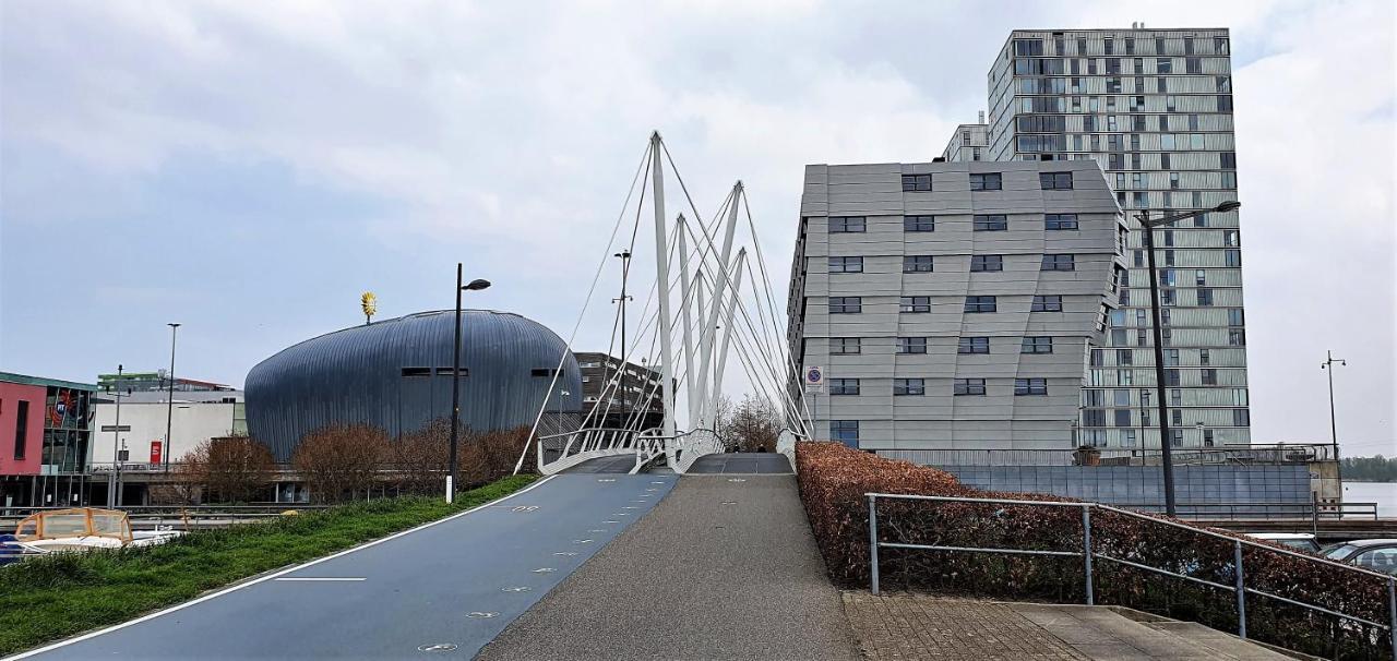 Inntermezzo Almere Extérieur photo